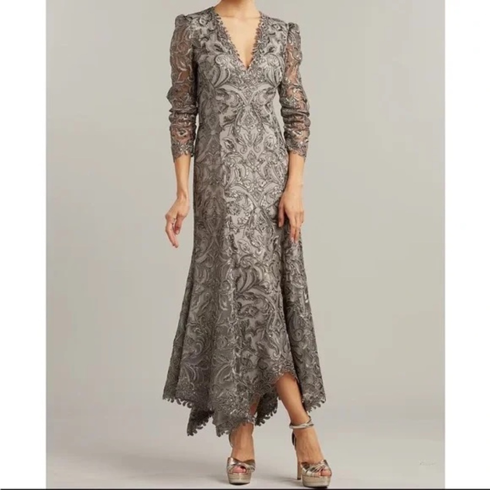 Tadashi Shoji metallic sequin lace V-neck 3/4 sleeve asymmetrical hem gown 14